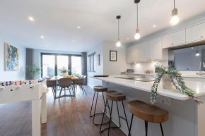 Elliot Oliver - The Old Surgery - Stunning 4 Bedroom Home With Parking In Cheltenham